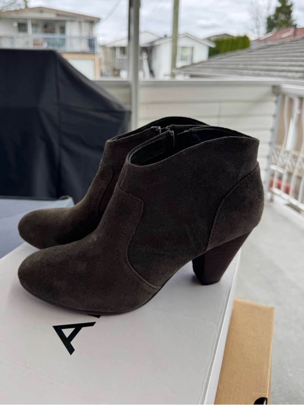 Aldo Josseline Suede Booties Boots - 7.5 US women’s
